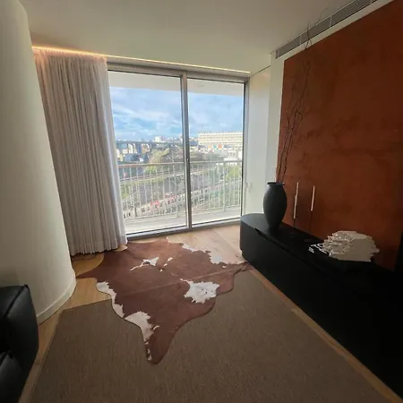 2br Skyline Serenity By S Soares