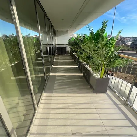 2br Skyline Serenity By S Soares Appartement